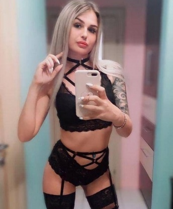 Олечка, 23
